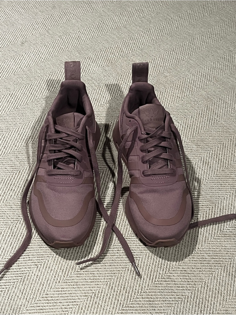 adidas Men’s Burgundy Low-Top Sneakers
